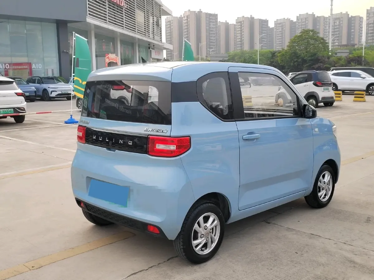 2021 WuLing HongGuang MINI EV BEV 13.8KWH,autocango,china used car exporter,china ev exporter,chinese used car exporter,chinese used ev exporter