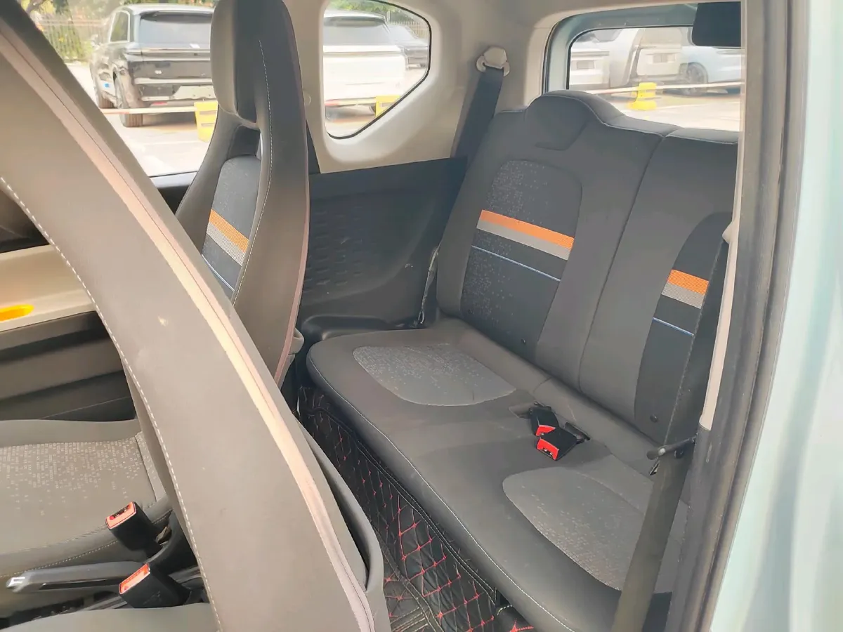 2021 WuLing HongGuang MINI EV BEV 13.8KWH,autocango,china used car exporter,china ev exporter,chinese used car exporter,chinese used ev exporter