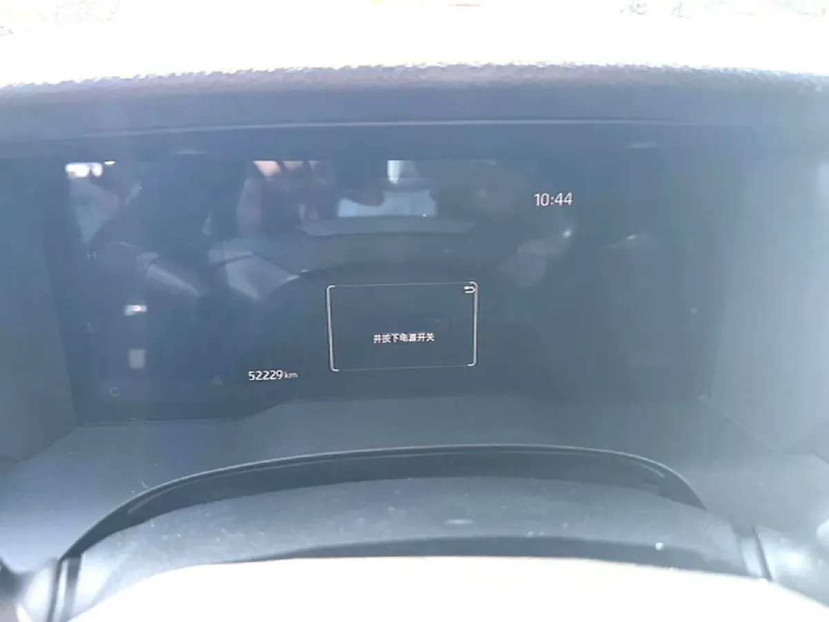 2024 Toyota Camry 2.0L 152HP L4 E-CVT Hybrid,autocango,china used car exporter,china ev exporter,chinese used car exporter,chinese used ev exporter