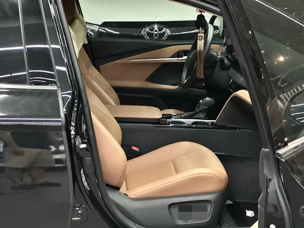 2024 Toyota Camry 2.0L 173HP L4 CVT,autocango,china used car exporter,china ev exporter,chinese used car exporter,chinese used ev exporter