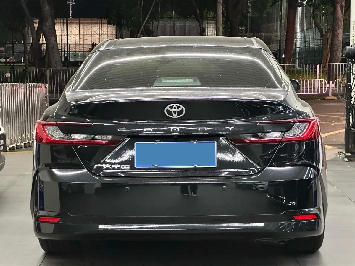 2024 Toyota Camry 2.0L 173HP L4 CVT,autocango,china used car exporter,china ev exporter,chinese used car exporter,chinese used ev exporter