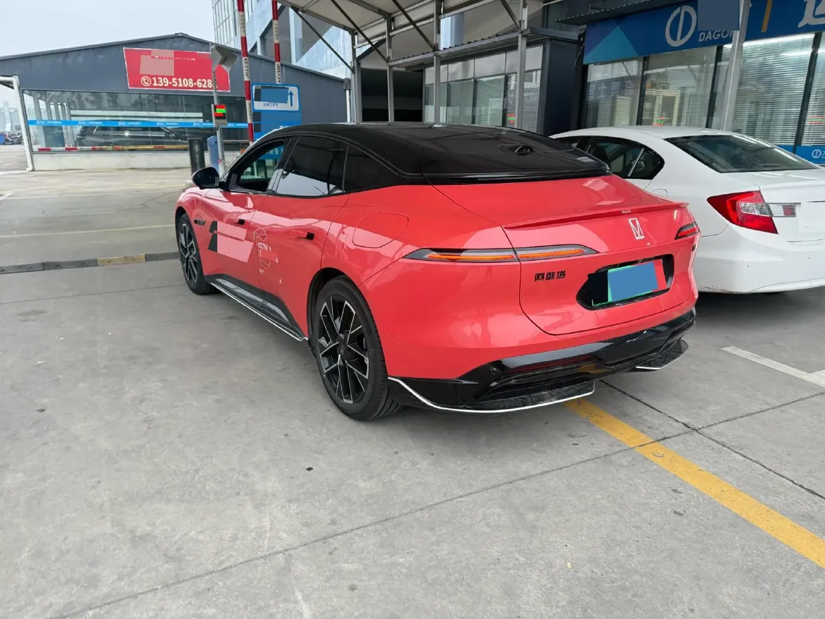 2025 Avatr 06 REEV 156HP REEV,autocango,china used car exporter,china ev exporter,chinese used car exporter,chinese used ev exporter