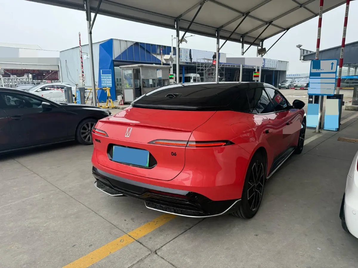 2025 Avatr 06 REEV 156HP REEV,autocango,china used car exporter,china ev exporter,chinese used car exporter,chinese used ev exporter