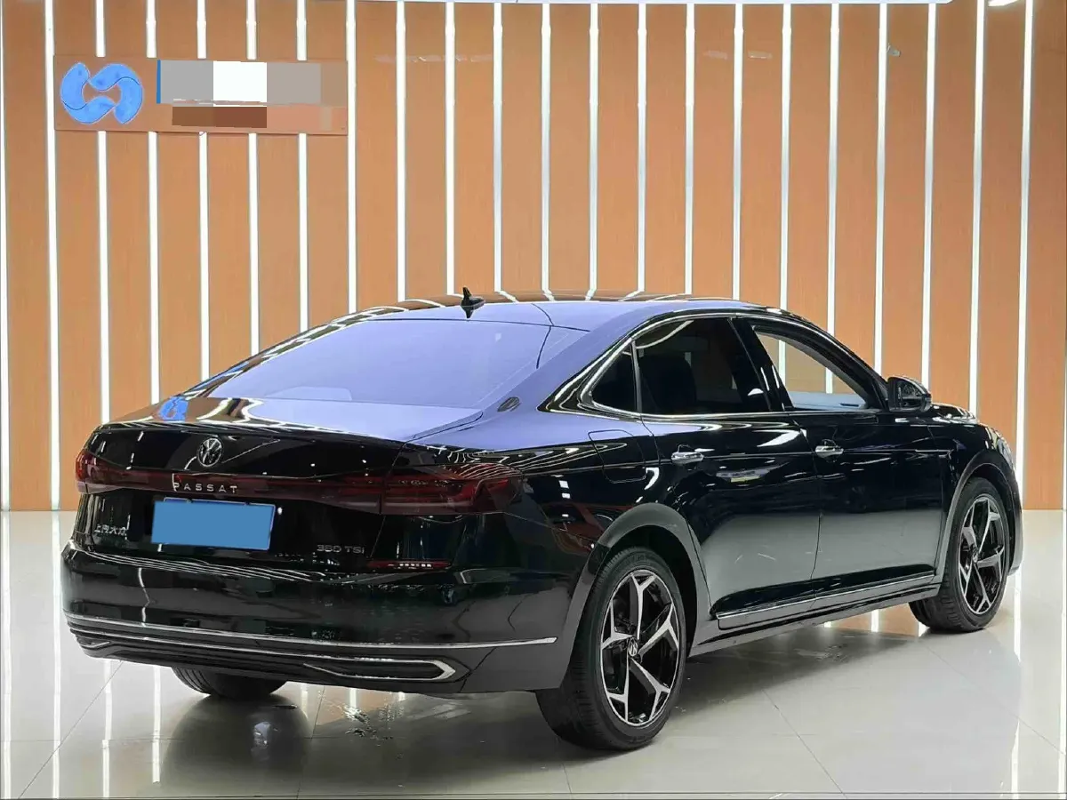 2024 Volkswagen Passat 2.0T 220HP L4 7DCT,autocango,china used car exporter,china ev exporter,chinese used car exporter,chinese used ev exporter