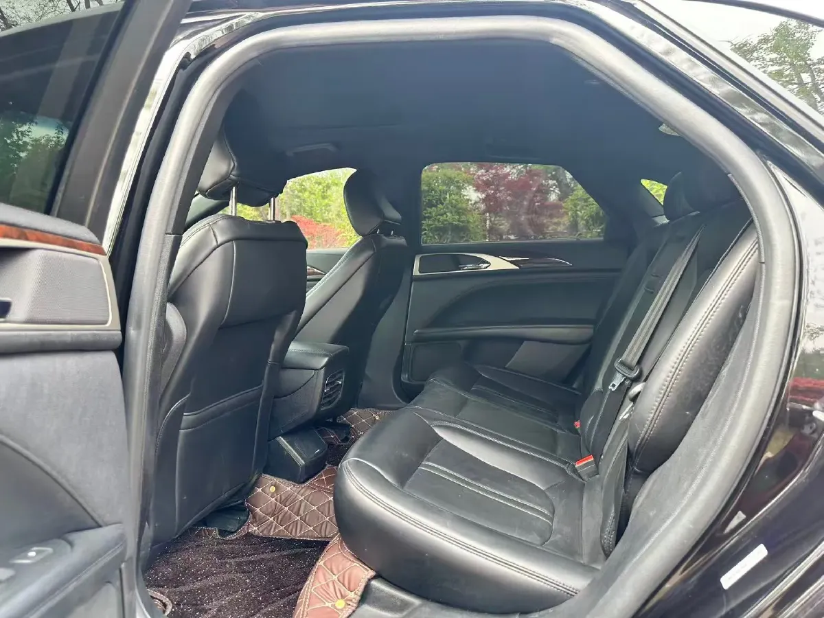 2019 BMW X2 1.5T 140HP L3 7DCT,autocango,china used car exporter,china ev exporter,chinese used car exporter,chinese used ev exporter