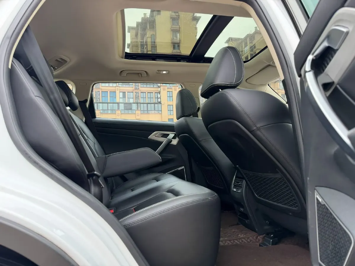 2018 Geely Azkarra 1.8T 184HP L4 6AT,autocango,china used car exporter,china ev exporter,chinese used car exporter,chinese used ev exporter