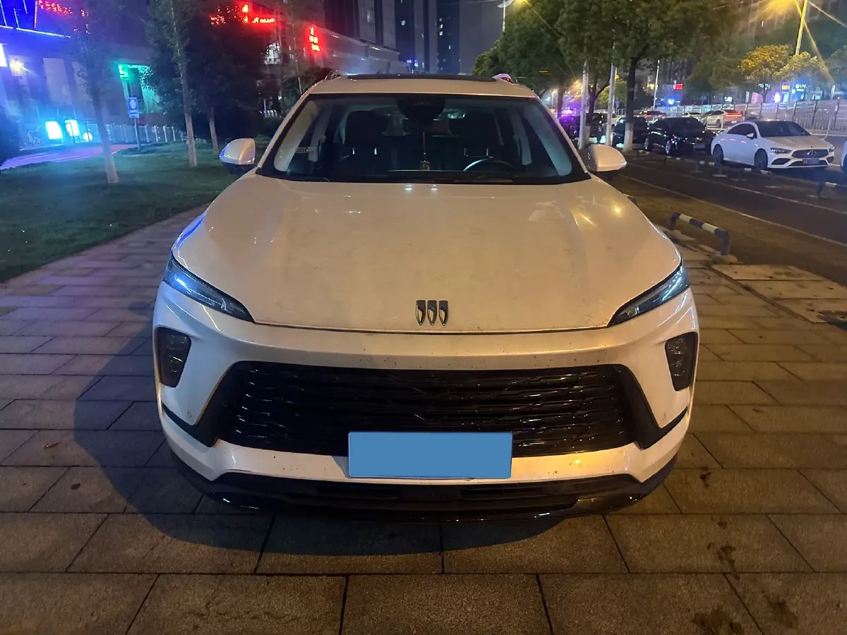 2025 Buick EnvisionPlus 2.0T 237HP L4 9AT,autocango,china used car exporter,china ev exporter,chinese used car exporter,chinese used ev exporter