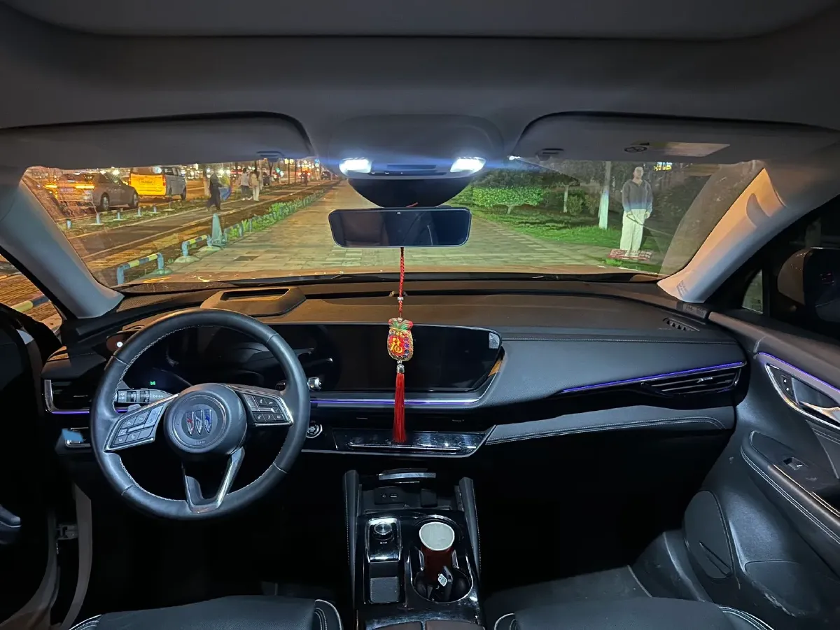 2025 Buick EnvisionPlus 2.0T 237HP L4 9AT,autocango,china used car exporter,china ev exporter,chinese used car exporter,chinese used ev exporter
