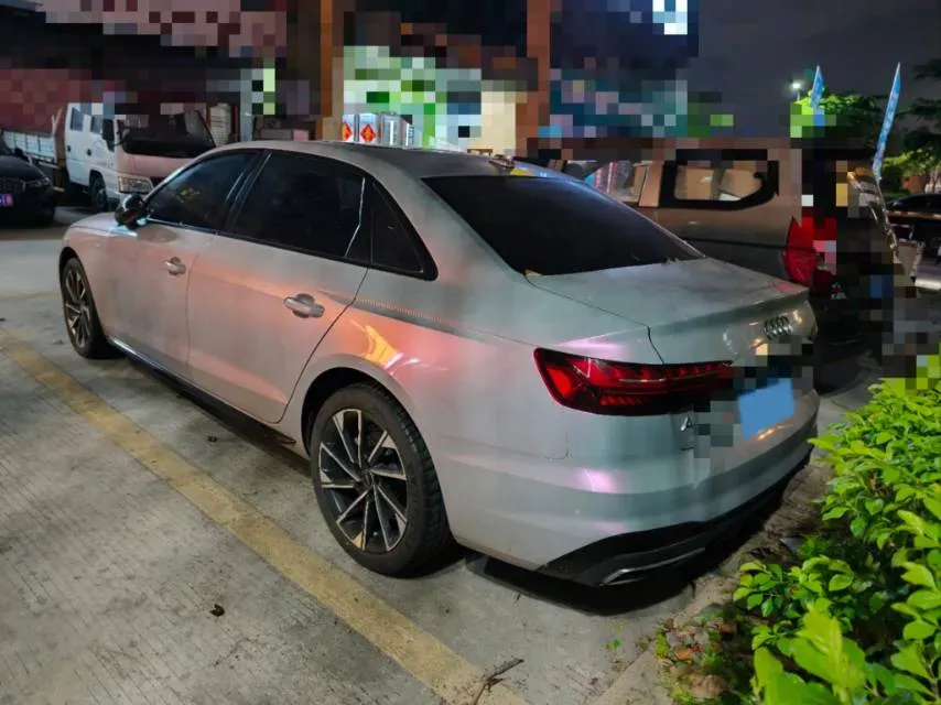 2023 Audi A4L 2.0T 190HP L4 7DCT,autocango,china used car exporter,china ev exporter,chinese used car exporter,chinese used ev exporter