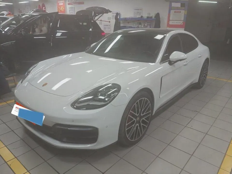 2021 Porsche Panamera 2.9T 330HP V6 8DCT,autocango,china used car exporter,china ev exporter,chinese used car exporter,chinese used ev exporter