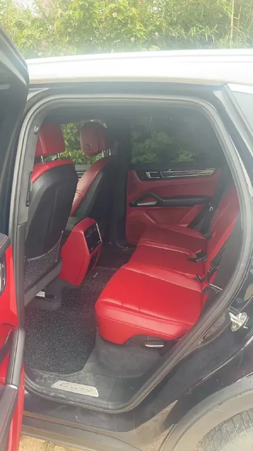 2021 Porsche Cayenne 2.0T 252HP L4 8AT PHEV 17.9KWH,autocango,china used car exporter,china ev exporter,chinese used car exporter,chinese used ev exporter