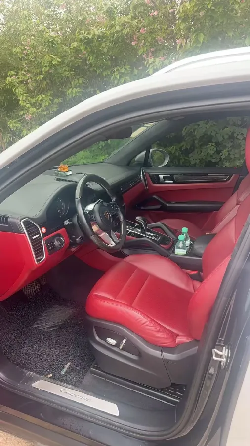 2021 Porsche Cayenne 2.0T 252HP L4 8AT PHEV 17.9KWH,autocango,china used car exporter,china ev exporter,chinese used car exporter,chinese used ev exporter