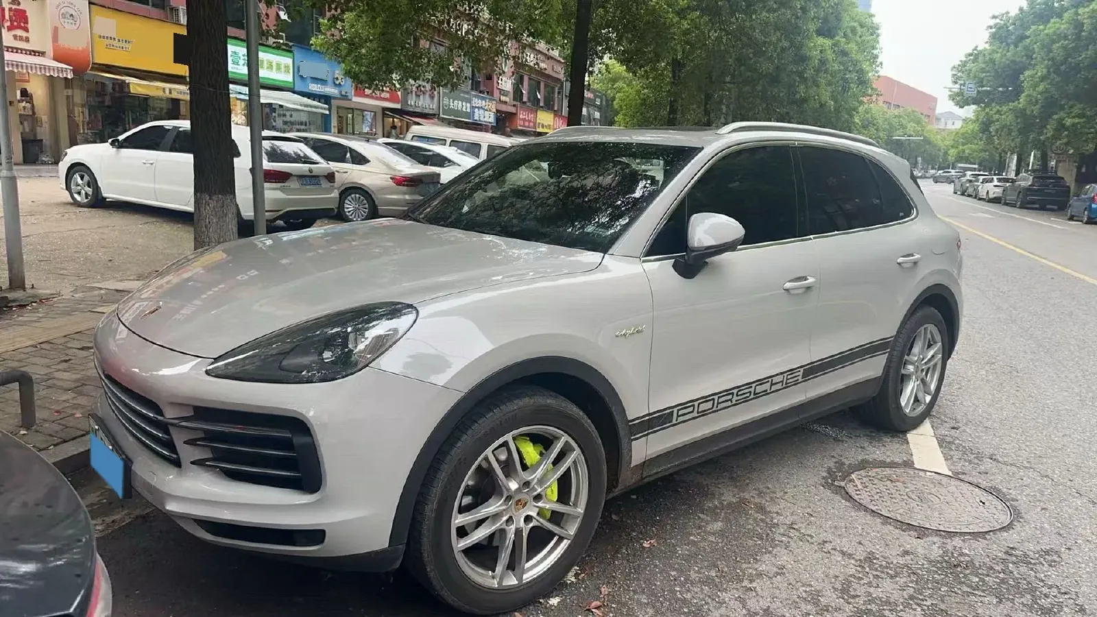 2021 Porsche Cayenne 2.0T 252HP L4 8AT PHEV 17.9KWH,autocango,china used car exporter,china ev exporter,chinese used car exporter,chinese used ev exporter