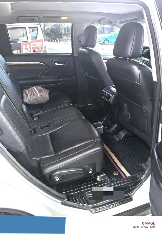 2018 Jeep Grand Commander 2.0T 265HP L4 9AT,autocango,china used car exporter,china ev exporter,chinese used car exporter,chinese used ev exporter