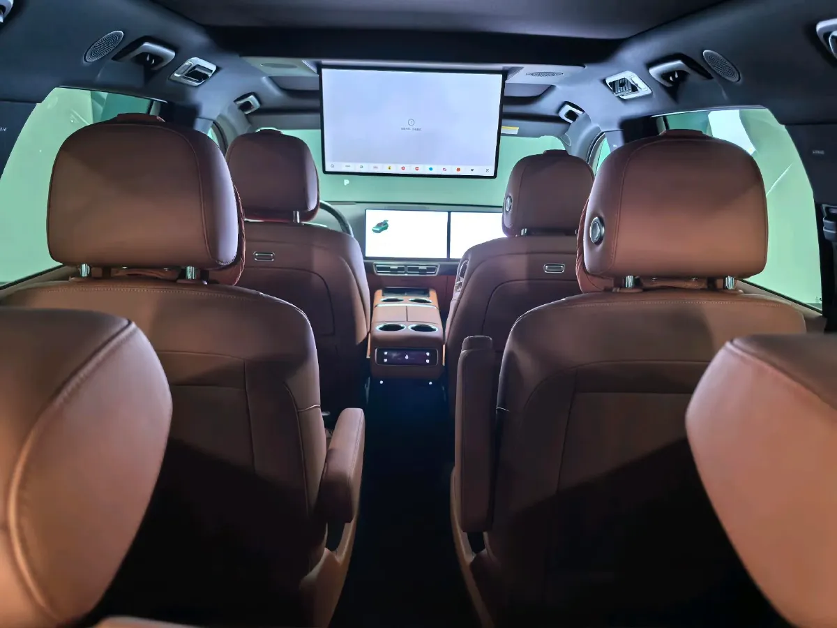 2025 Li L9 Range Extended 154HP REEV,autocango,china used car exporter,china ev exporter,chinese used car exporter,chinese used ev exporter