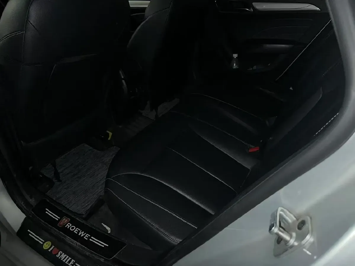 2017 Roewe i6 1.0T 125HP L3 2AT PHEV,autocango,china used car exporter,china ev exporter,chinese used car exporter,chinese used ev exporter