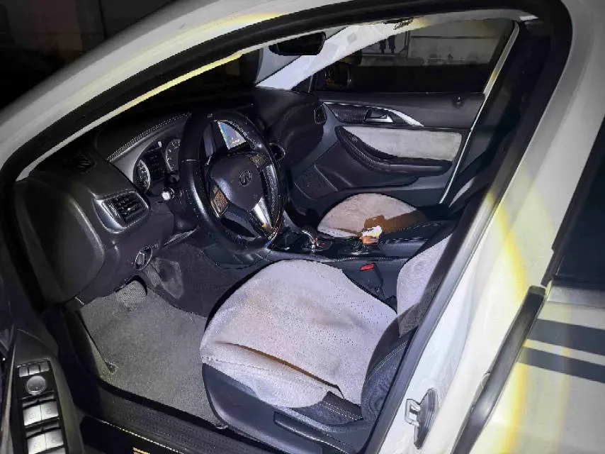 2017 Joylong AiFei 2.4L 150HP L4 4AT,autocango,china used car exporter,china ev exporter,chinese used car exporter,chinese used ev exporter