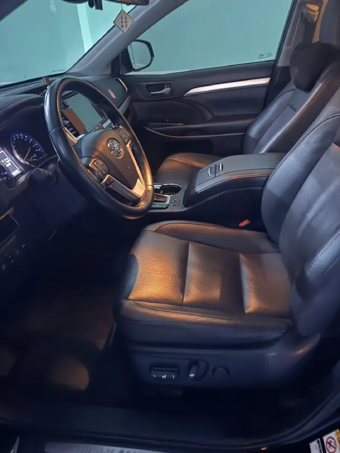 2019 Mazda CX-8 2.5L 192HP L4 6AT,autocango,china used car exporter,china ev exporter,chinese used car exporter,chinese used ev exporter