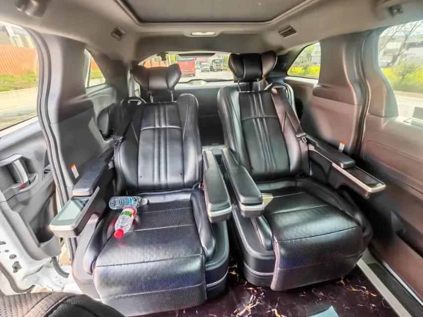 2023 Toyota Granvia 2.5L 189HP L4 E-CVT Hybrid,autocango,china used car exporter,china ev exporter,chinese used car exporter,chinese used ev exporter