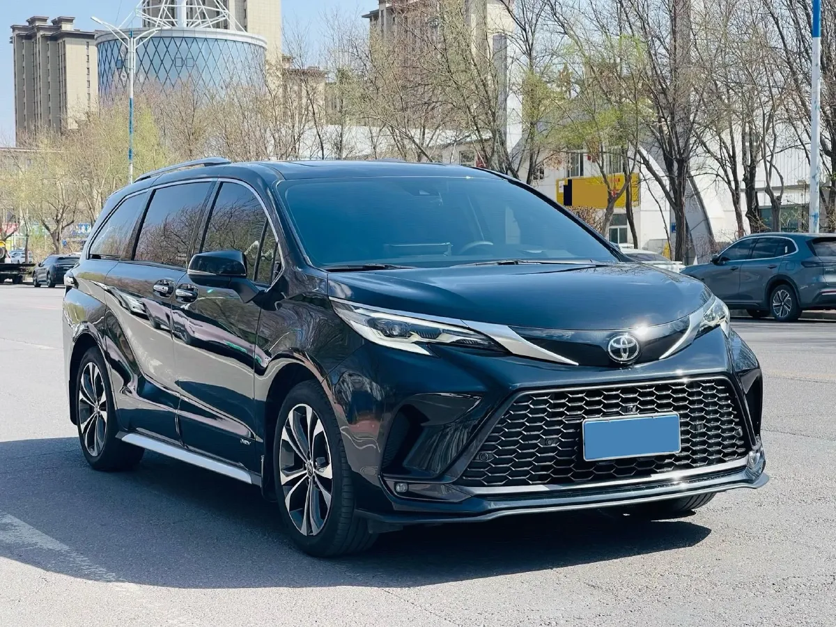 2024 Toyota Granvia 2.5L 189HP L4 E-CVT Hybrid,autocango,china used car exporter,china ev exporter,chinese used car exporter,chinese used ev exporter