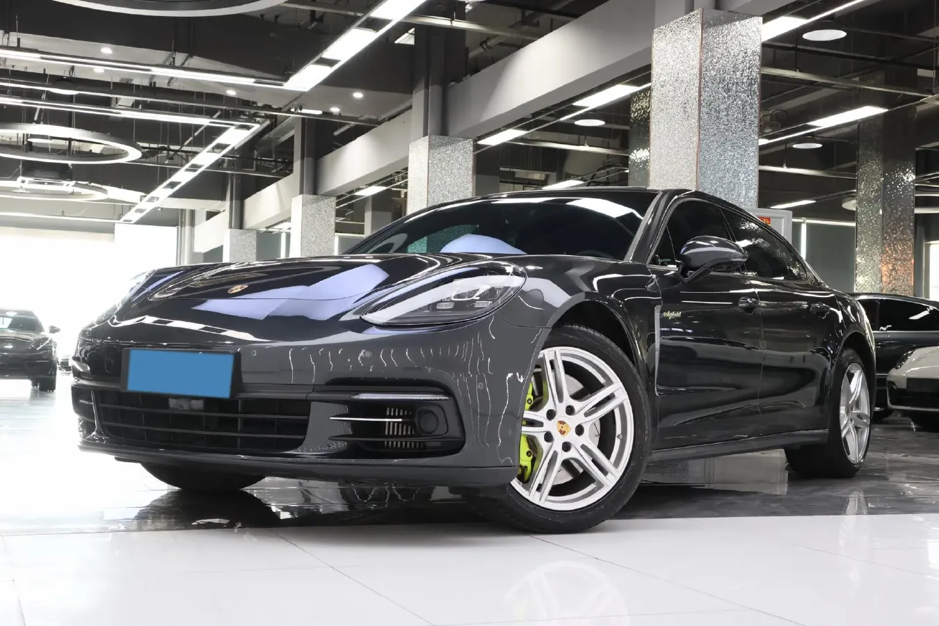 2021 Porsche Panamera 2.9T 330HP V6 8DCT PHEV 17.9KWH,autocango,china used car exporter,china ev exporter,chinese used car exporter,chinese used ev exporter