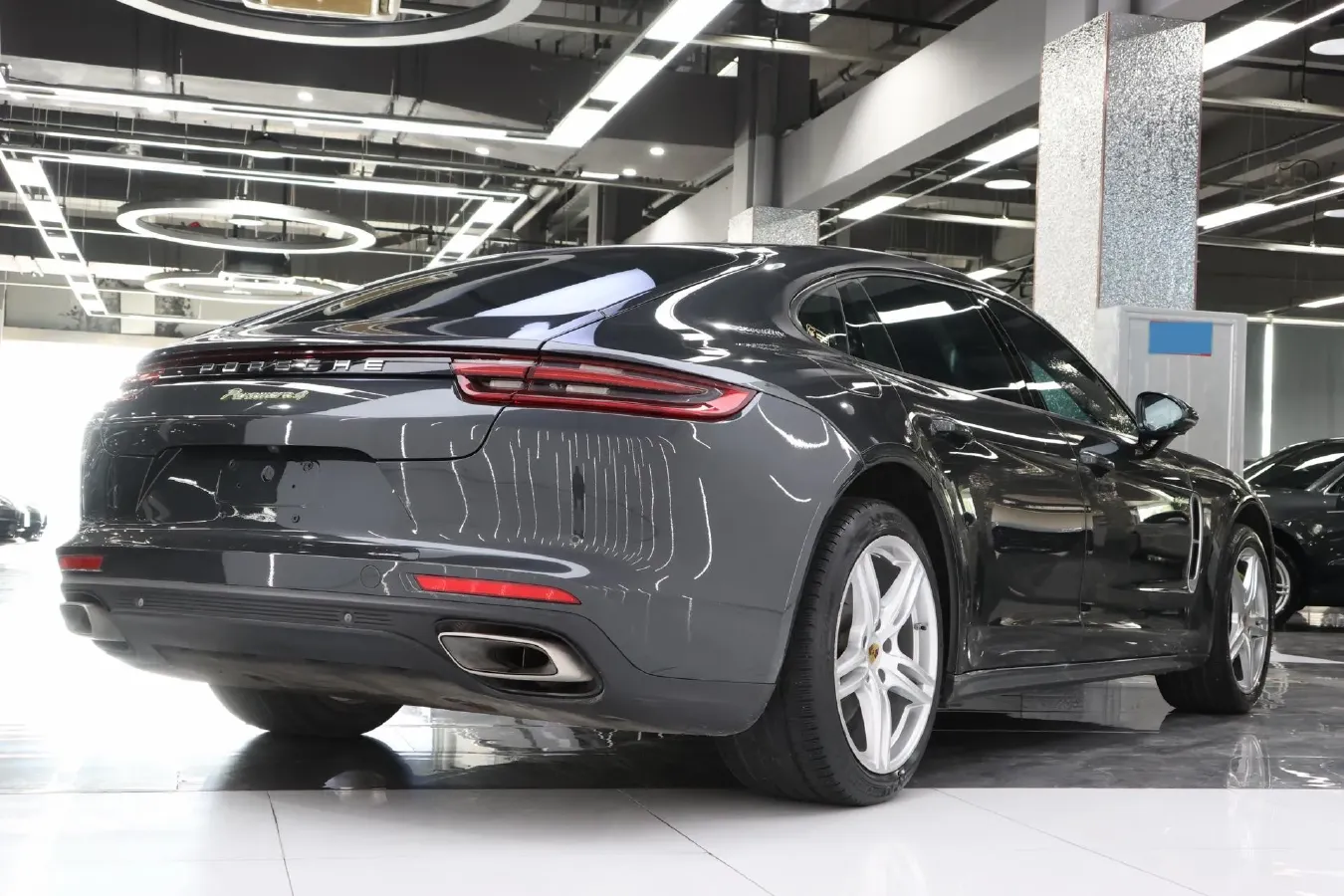 2021 Porsche Panamera 2.9T 330HP V6 8DCT PHEV 17.9KWH,autocango,china used car exporter,china ev exporter,chinese used car exporter,chinese used ev exporter
