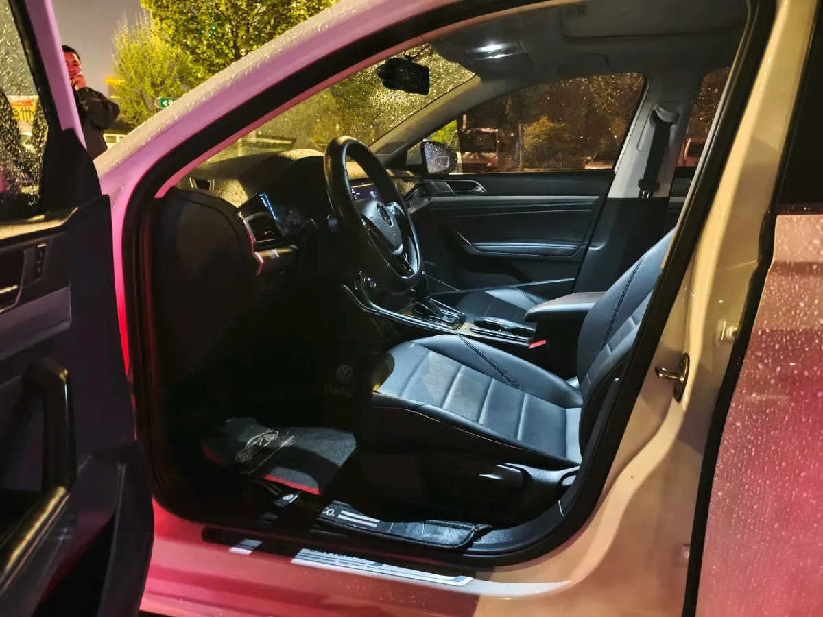 2021 Volkswagen Lavida 1.5L 113HP L4 6AT,autocango,china used car exporter,china ev exporter,chinese used car exporter,chinese used ev exporter