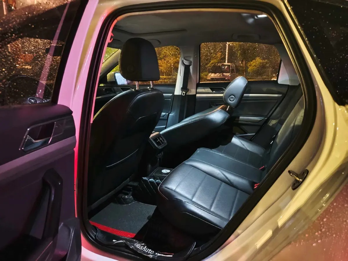 2021 Volkswagen Lavida 1.5L 113HP L4 6AT,autocango,china used car exporter,china ev exporter,chinese used car exporter,chinese used ev exporter