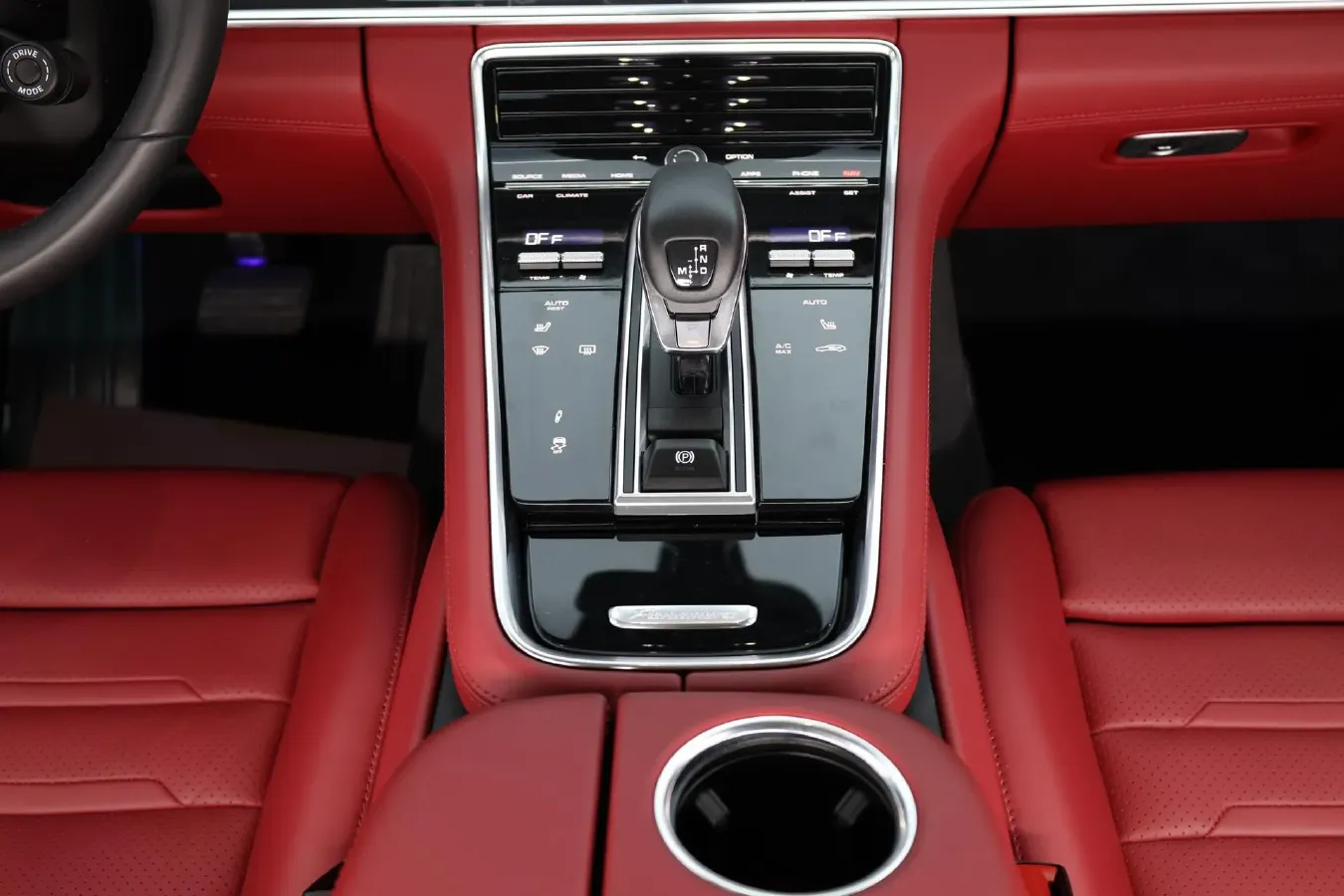 2022 Porsche Panamera 2.9T 330HP V6 8DCT,autocango,china used car exporter,china ev exporter,chinese used car exporter,chinese used ev exporter