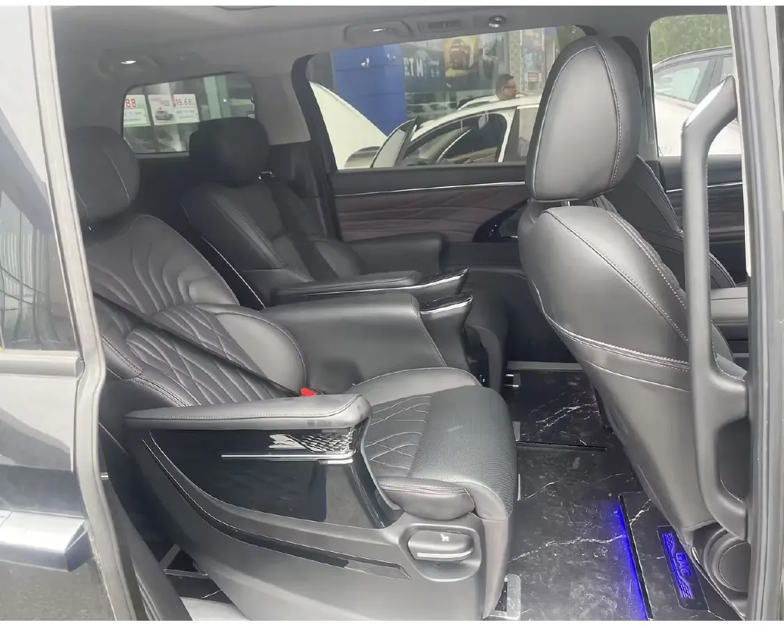 2024 GAC Trumpchi M8 2.0T 252HP L4 8AT,autocango,china used car exporter,china ev exporter,chinese used car exporter,chinese used ev exporter