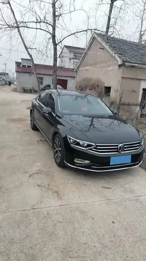 2020 Volkswagen Magotan 2.0T 186HP L4 7DCT,autocango,china used car exporter,china ev exporter,chinese used car exporter,chinese used ev exporter
