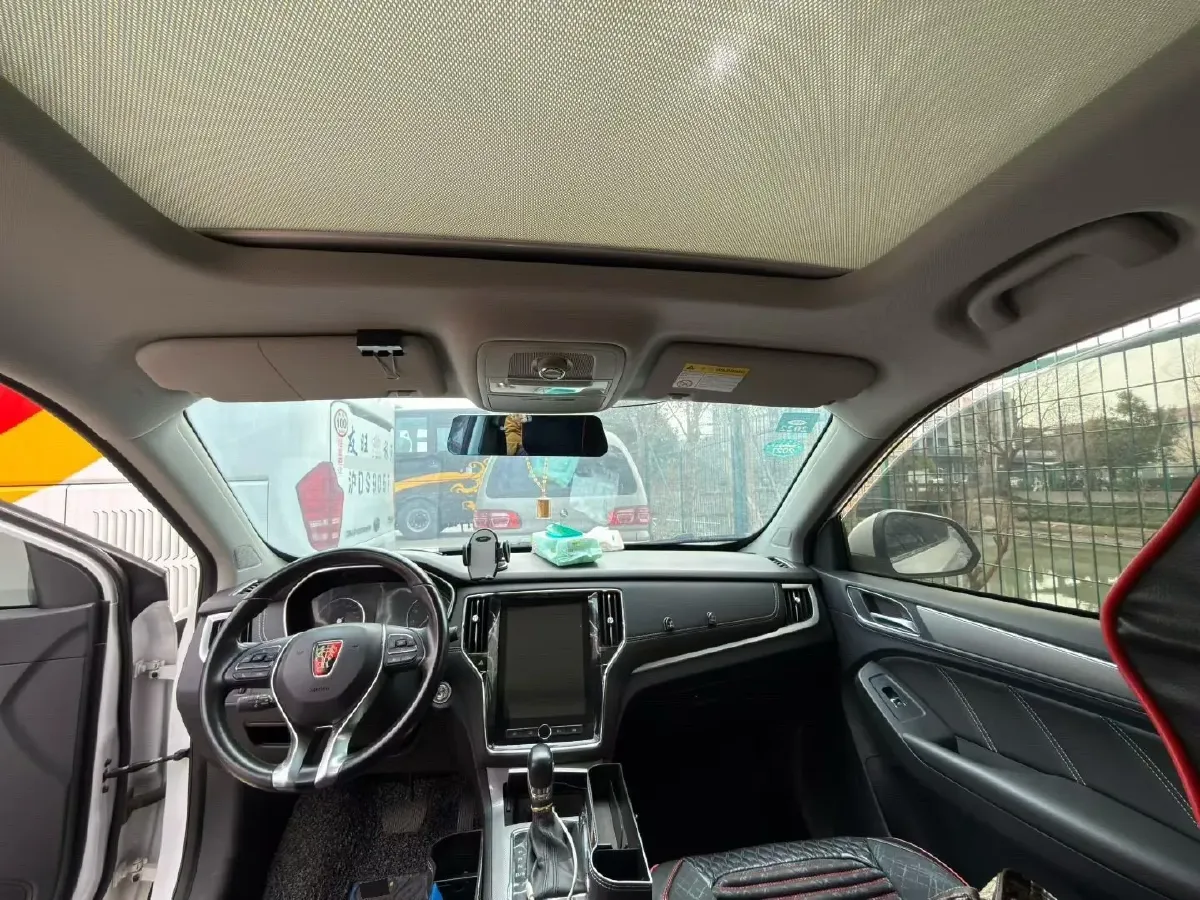 2020 Roewe i6 1.5T 169HP L4 7DCT,autocango,china used car exporter,china ev exporter,chinese used car exporter,chinese used ev exporter