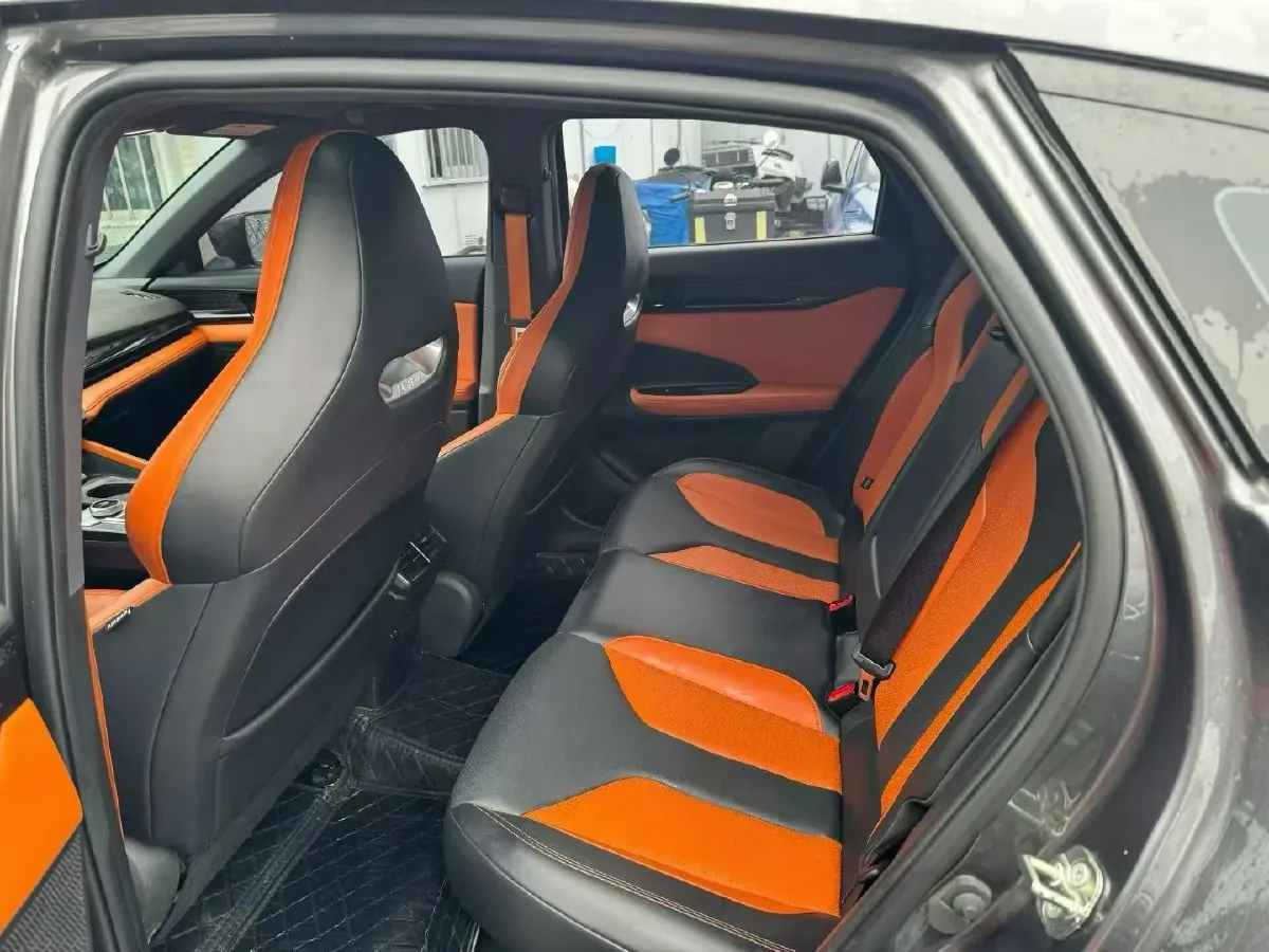 2023 ChangAn UNI-V 1.5T 188HP L4 7DCT,autocango,china used car exporter,china ev exporter,chinese used car exporter,chinese used ev exporter