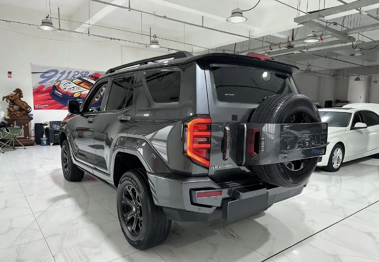 2023 Tank 400 2.0T 252HP L4 9AT PHEV 37.1KWH,autocango,china used car exporter,china ev exporter,chinese used car exporter,chinese used ev exporter