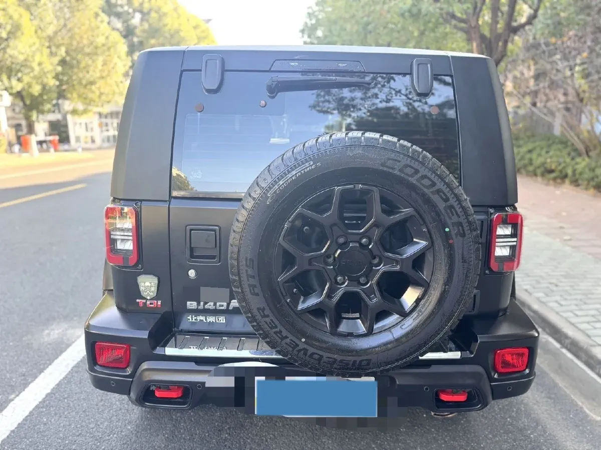 2023 Beijing BJ40 2.0T 224HP L4 8AT,autocango,china used car exporter,china ev exporter,chinese used car exporter,chinese used ev exporter