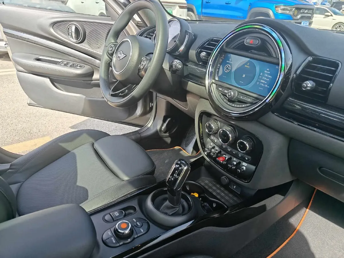 2019 MINI CLUBMAN 1.5T 136HP L3 7DCT,autocango,china used car exporter,china ev exporter,chinese used car exporter,chinese used ev exporter
