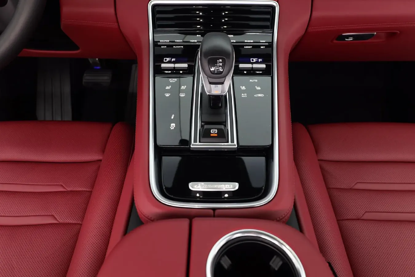 2023 Porsche Panamera 2.9T 330HP V6 8DCT,autocango,china used car exporter,china ev exporter,chinese used car exporter,chinese used ev exporter