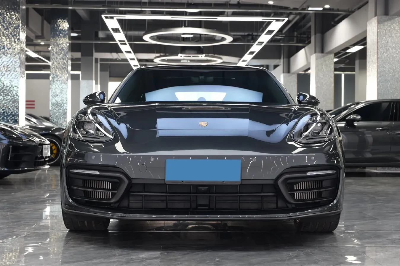 2023 Porsche Panamera 2.9T 330HP V6 8DCT,autocango,china used car exporter,china ev exporter,chinese used car exporter,chinese used ev exporter