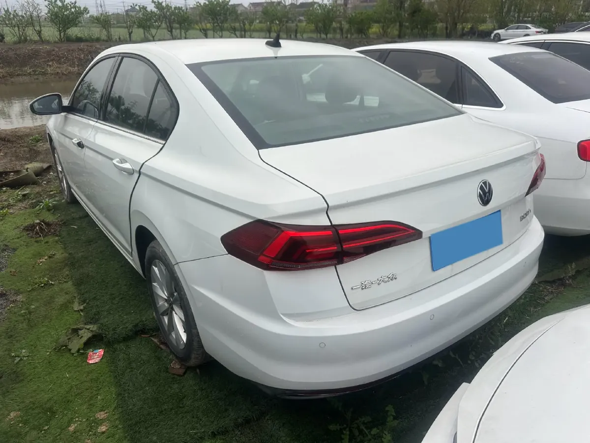 2021 Volkswagen Bora 1.5L 113HP L4 6AT,autocango,china used car exporter,china ev exporter,chinese used car exporter,chinese used ev exporter