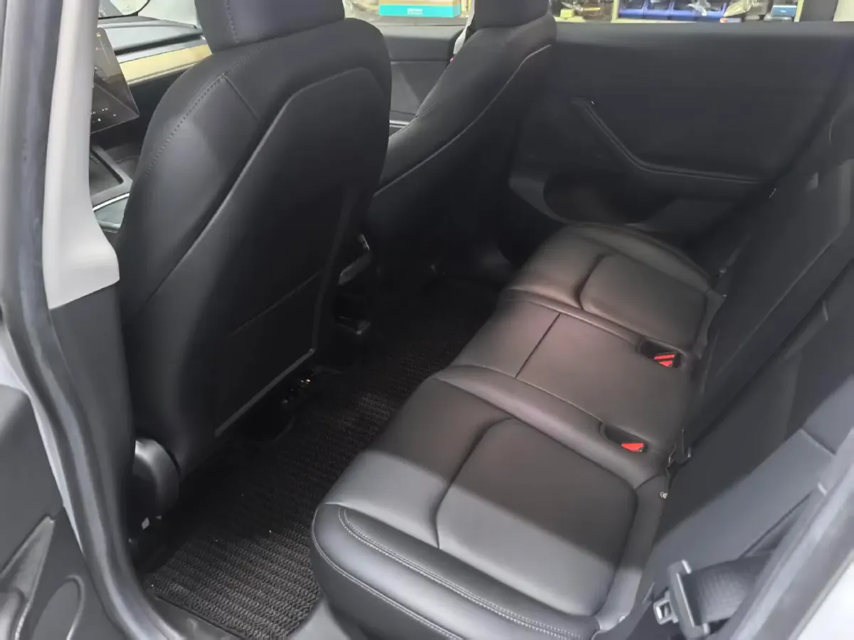 2022 Tesla Model Y BEV 60KWH,autocango,china used car exporter,china ev exporter,chinese used car exporter,chinese used ev exporter