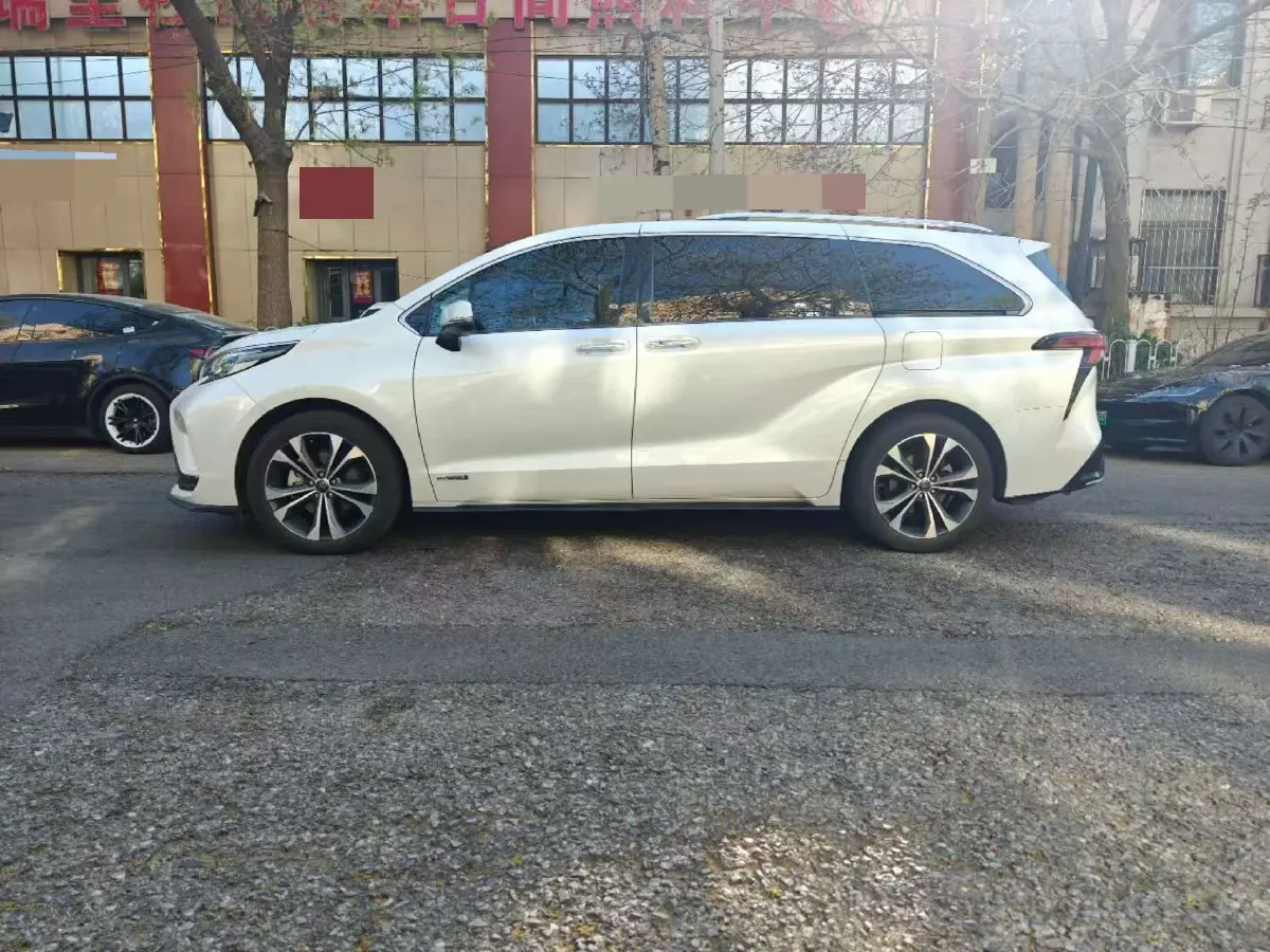 2022 Toyota Granvia 2.5L 192HP L4 E-CVT Hybrid,autocango,china used car exporter,china ev exporter,chinese used car exporter,chinese used ev exporter