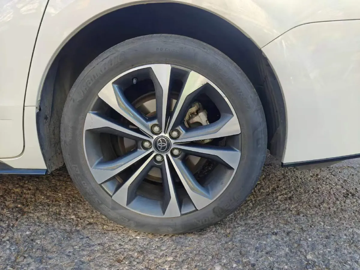 2022 Toyota Granvia 2.5L 192HP L4 E-CVT Hybrid,autocango,china used car exporter,china ev exporter,chinese used car exporter,chinese used ev exporter