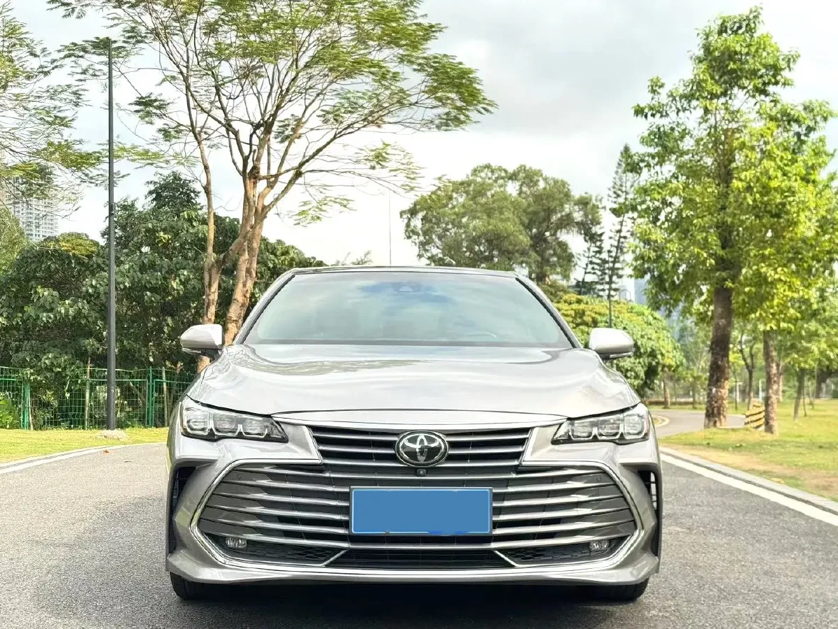2019 Toyota Avalon 2.5L 209HP L4 8AT,autocango,china used car exporter,china ev exporter,chinese used car exporter,chinese used ev exporter