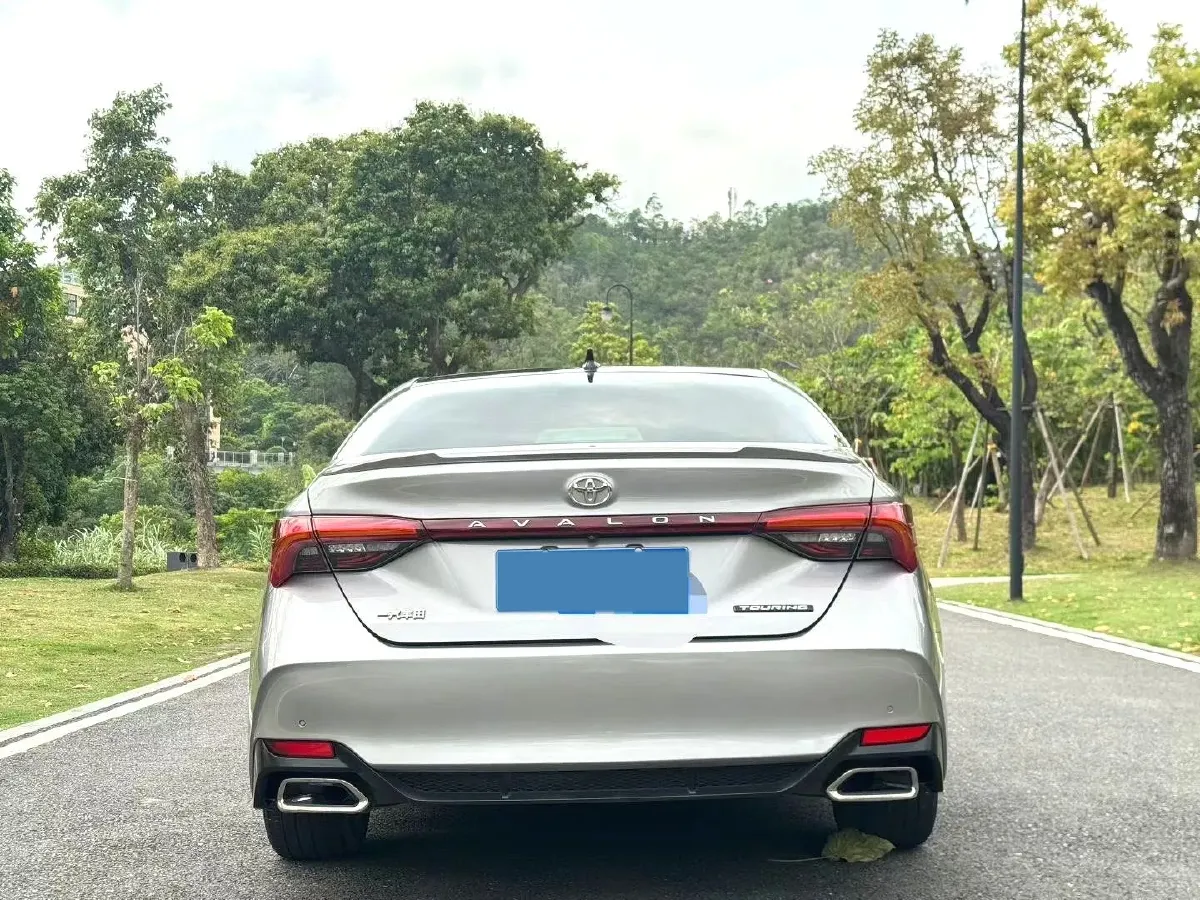 2019 Toyota Avalon 2.5L 209HP L4 8AT,autocango,china used car exporter,china ev exporter,chinese used car exporter,chinese used ev exporter