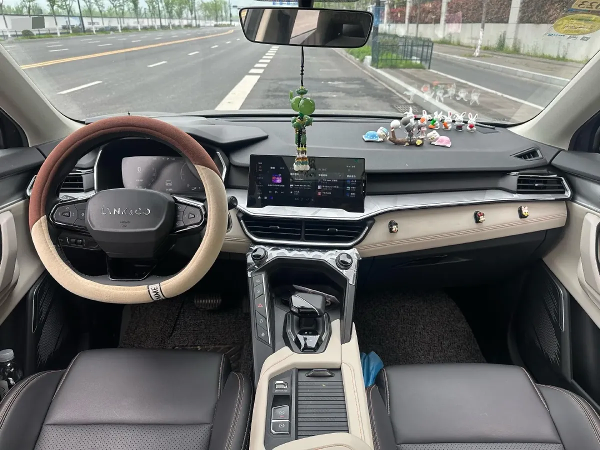 2020 LYNK&CO 06 1.5T 177HP L3 7DCT,autocango,china used car exporter,china ev exporter,chinese used car exporter,chinese used ev exporter