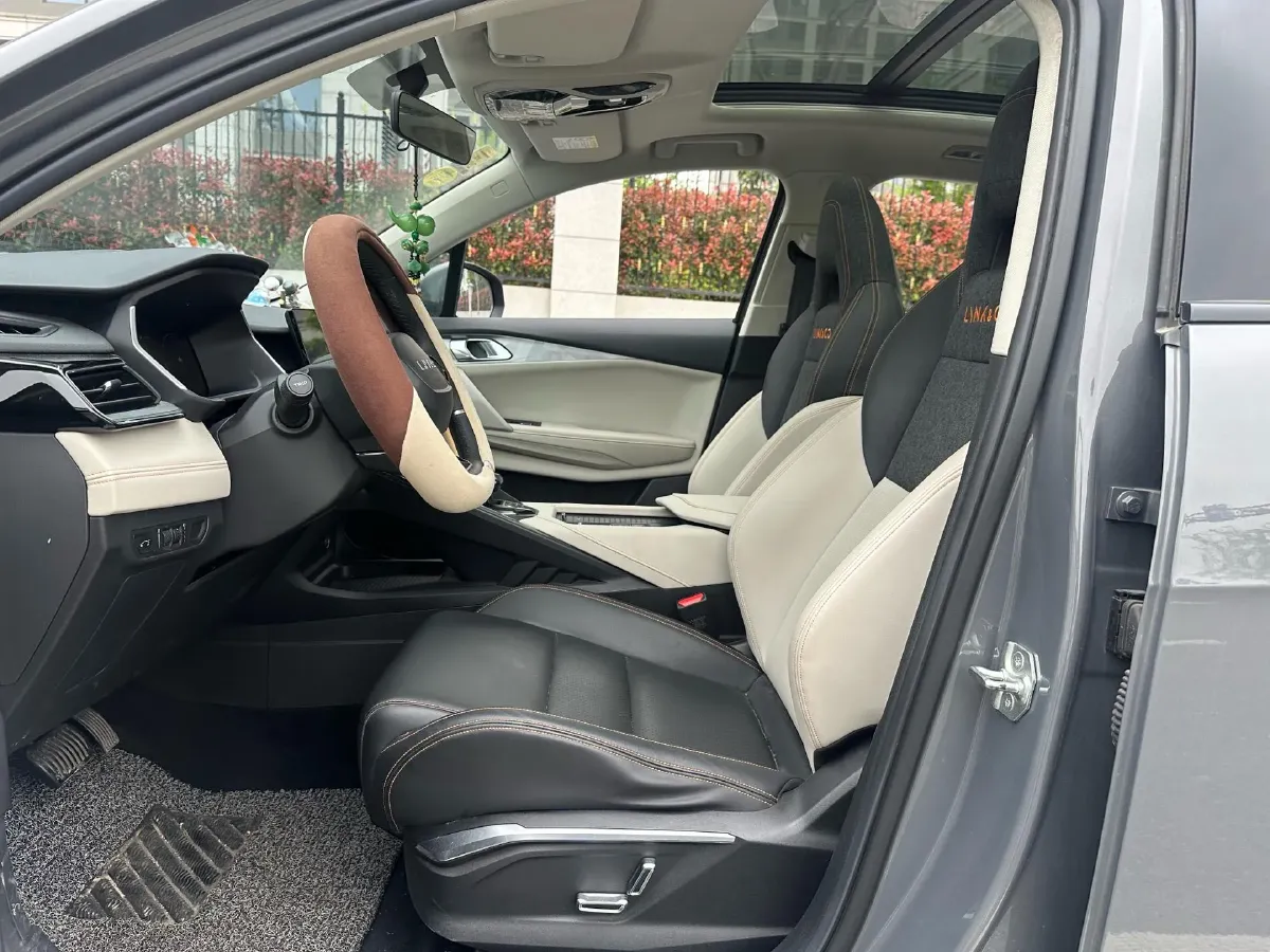 2020 LYNK&CO 06 1.5T 177HP L3 7DCT,autocango,china used car exporter,china ev exporter,chinese used car exporter,chinese used ev exporter