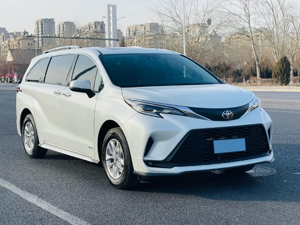 2024 Toyota Granvia 2.5L 189HP L4 E-CVT Hybrid,autocango,china used car exporter,china ev exporter,chinese used car exporter,chinese used ev exporter