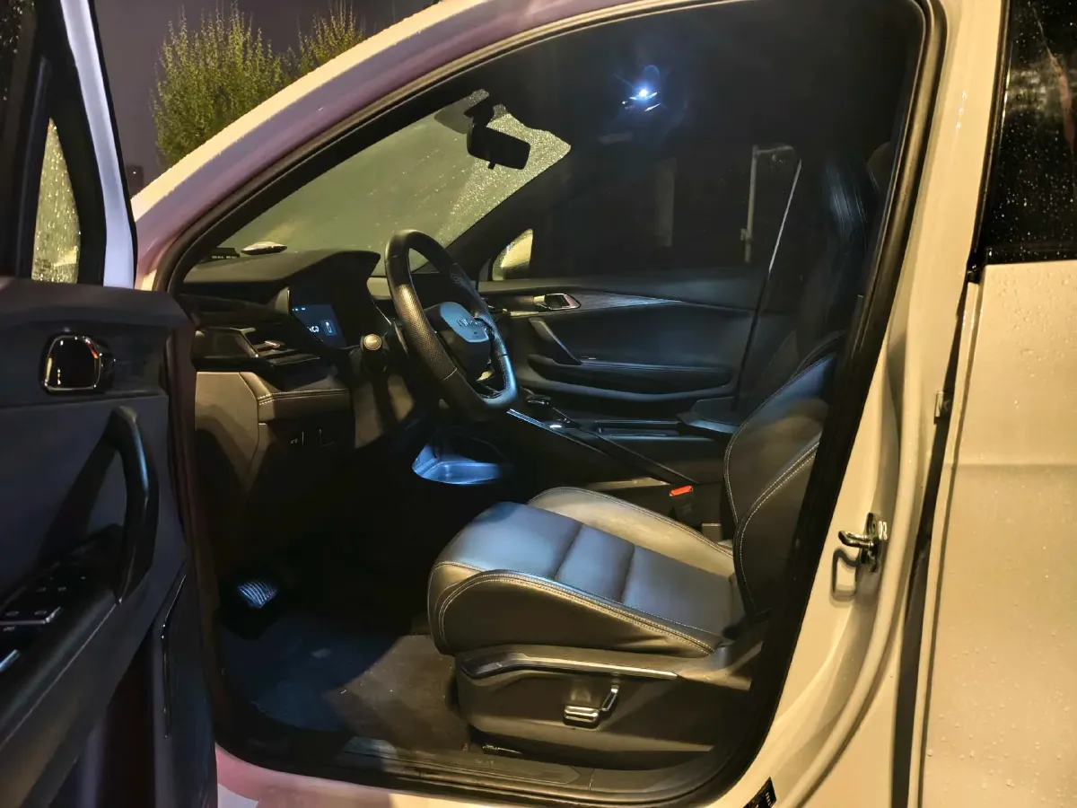 2023 LYNK&CO 06 1.5T 181HP L4 7DCT,autocango,china used car exporter,china ev exporter,chinese used car exporter,chinese used ev exporter