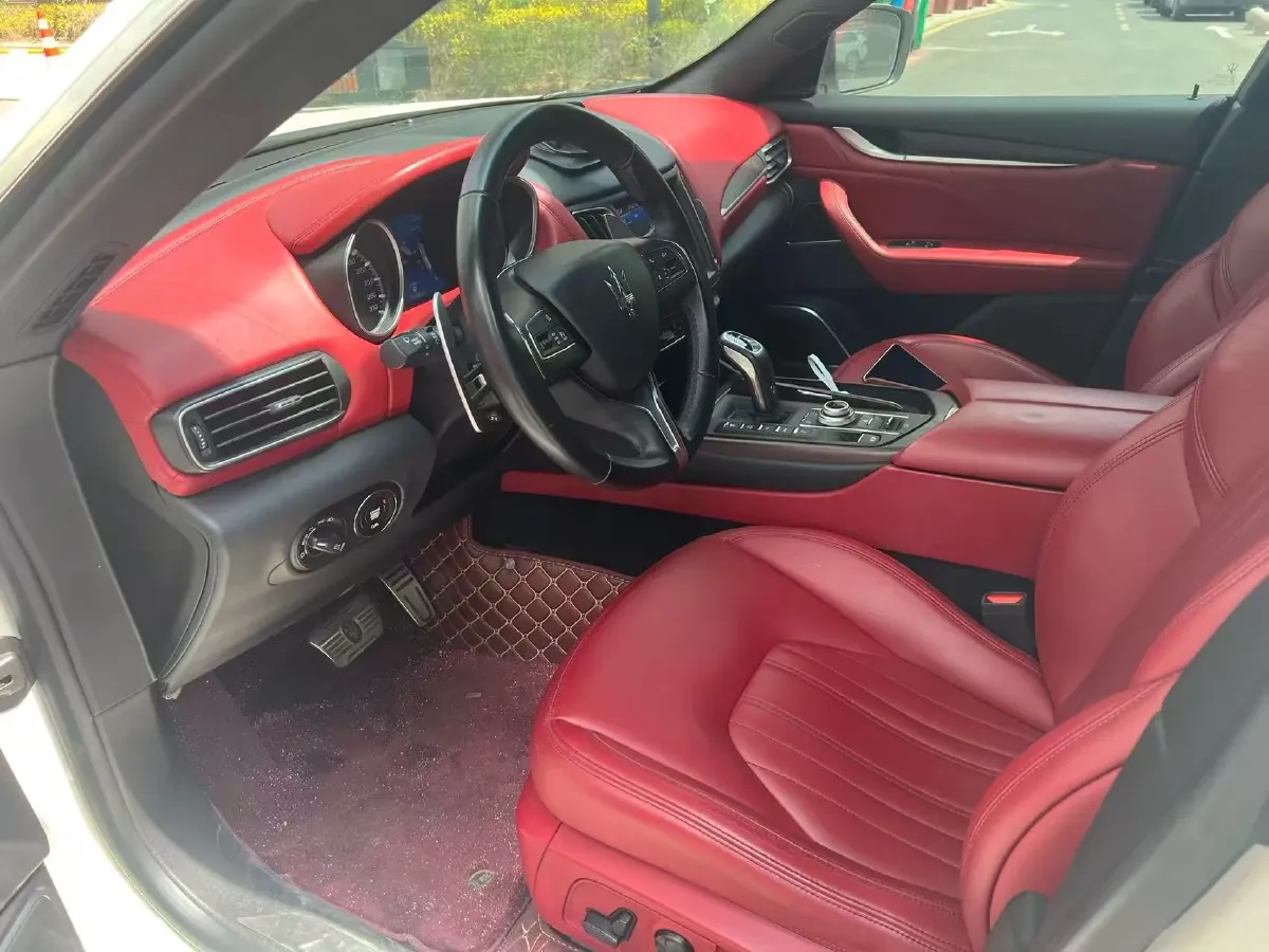 2019 Maserati Levante 3.0T 350HP V6 8AT,autocango,china used car exporter,china ev exporter,chinese used car exporter,chinese used ev exporter