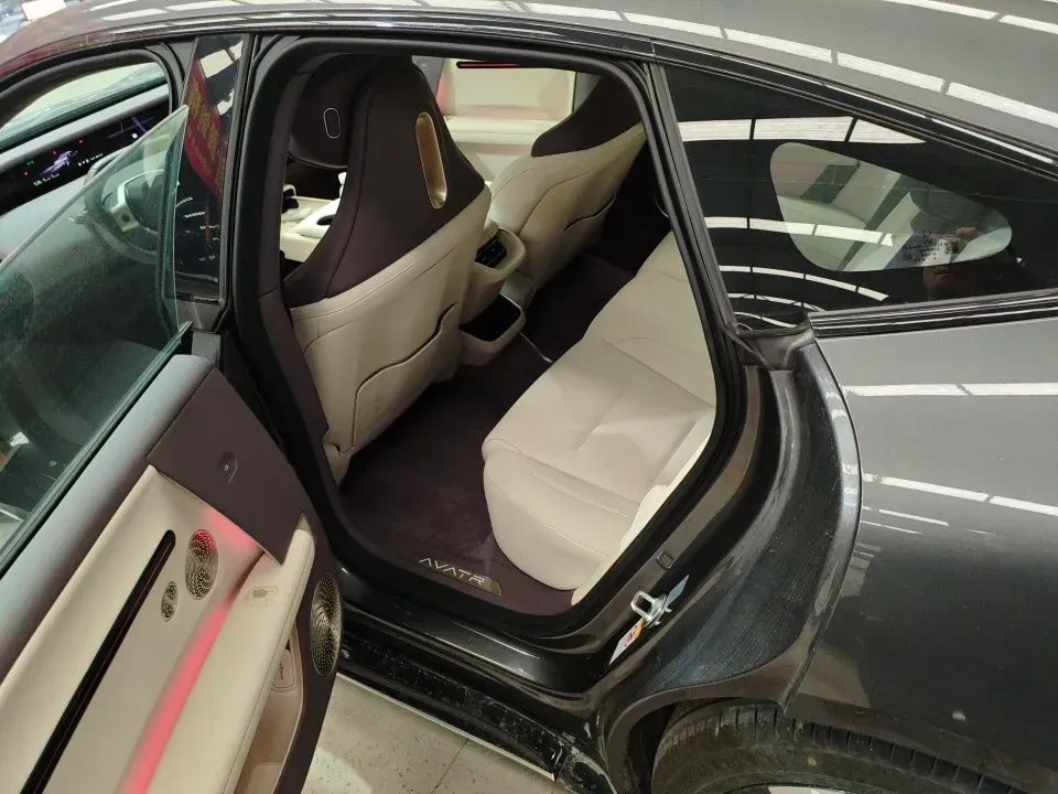 2025 Avatr 06 REEV 156HP REEV,autocango,china used car exporter,china ev exporter,chinese used car exporter,chinese used ev exporter